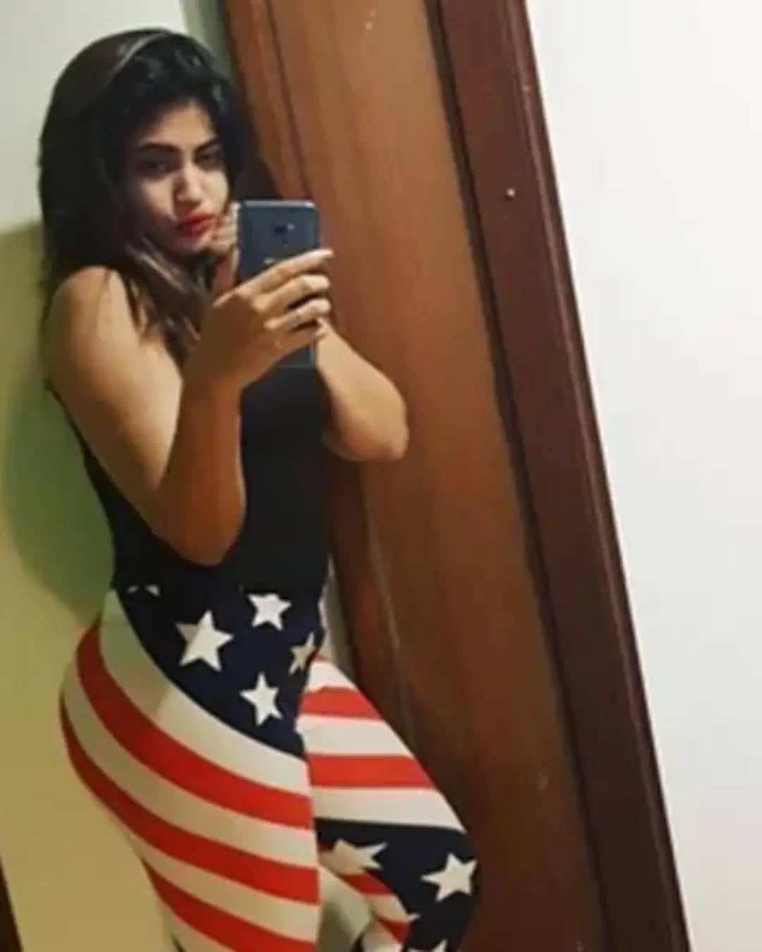 female call girl in Morjim